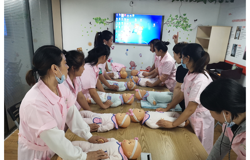 月嫂培訓機構發展前景好嗎?月嫂培訓適合女性嗎