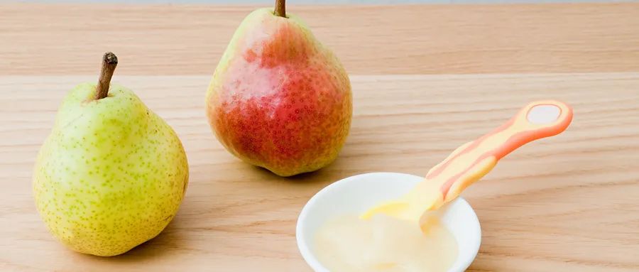 寶寶添加輔食的4個信號，爸媽這樣添加輔食才科學！