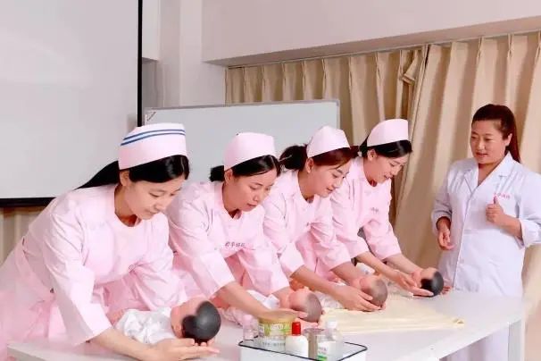網上怎么開家政公司？做好這7步你也能月入過萬！