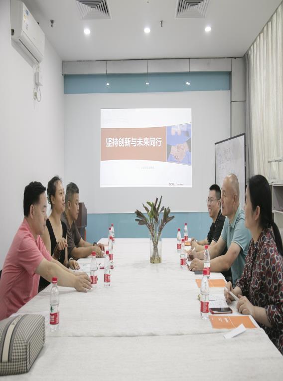 初級保健基金協會與社區邦洽談公益項目合作
